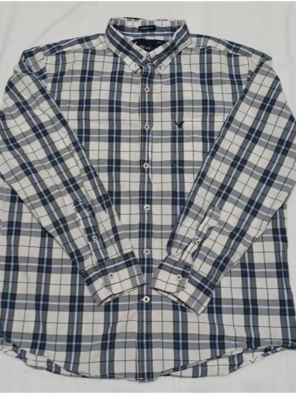 American Eagle Outfitters. Long sleeve button down shirt men. Size: XL